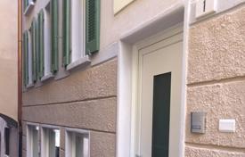 市内独栋房屋 – 意大利，伦巴第，Campione d'Italia. 824,000€