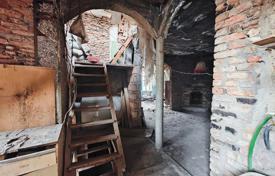 6-室的 住宅 150 m² Old Tbilisi, 格鲁吉亚. $250,000