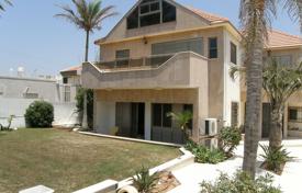 别墅 – 以色列，Center District，内坦亚. $1,400,000