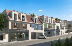 住宅 – 法国，法兰西岛，Val-d'Oise. From 312,000€