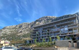 住宅 – 黑山，科托尔，科托尔（市）. 215,000€
