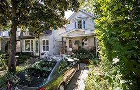 市内独栋房屋 – 加拿大，安大略，多伦多，East York. C$1,391,000