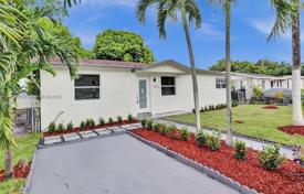 市内独栋房屋 – 美国，佛罗里达，迈阿密，Miami Gardens. $535,000