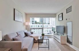 住宅 – 加拿大，安大略，多伦多，Yonge Street. C$693,000