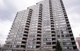 住宅 – 加拿大，安大略，多伦多，Yonge Street. C$1,073,000