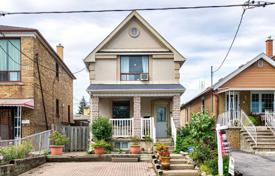 市内独栋房屋 – 加拿大，安大略，多伦多，York. C$981,000