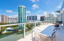 住宅 – 美国，佛罗里达，迈阿密. 1,644,000€