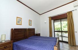 4-室的 山庄 2416 m² Silves, 葡萄牙. 560,000€