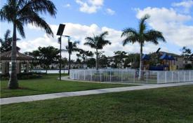 市内独栋房屋 – 美国，佛罗里达，Hialeah. $650,000