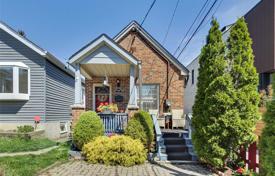 市内独栋房屋 – 加拿大，安大略，多伦多，York，Rushton Road. C$1,113,000