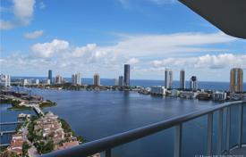 住宅 – 美国，佛罗里达，阿文图拉. $1,100,000