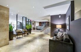 住宅 – 加拿大，安大略，多伦多，Old Toronto，Lombard Street. C$863,000