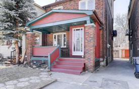 市内独栋房屋 – 加拿大，安大略，多伦多，East York. C$1,410,000