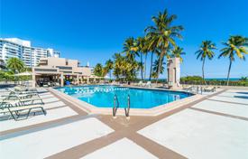 公寓大厦 – 美国，佛罗里达，Key Biscayne. $1,398,000