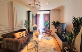 1-室的 公寓在共管公寓 Khlong Toei, 泰国. $491,000
