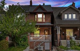 联排别墅 – 加拿大，安大略，多伦多，York. C$993,000