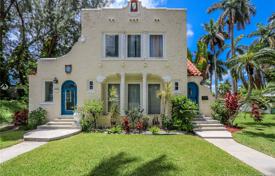 别墅 – 美国，佛罗里达，好莱坞，Harrison Street. 741,000€