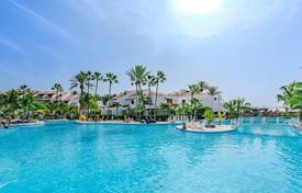 住宅 – 西班牙，加那利群岛，Playa de las Americas. 850,000€