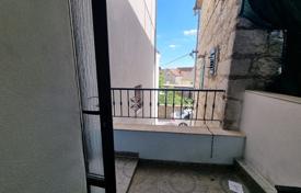 3-室的 市内独栋房屋 64 m² Kaštel Lukšić, 克罗地亚. 139,000€