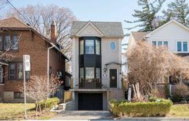 市内独栋房屋 – 加拿大，安大略，多伦多，北约克. C$2,115,000