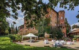 城堡 – 意大利，皮埃蒙特，Alessandria. 2,500,000€