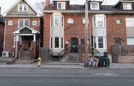 联排别墅 – 加拿大，安大略，多伦多，Woodbine Avenue. C$1,807,000