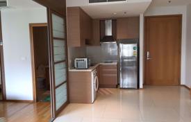 1-室的 公寓在共管公寓 Khlong Toei, 泰国. $211,000