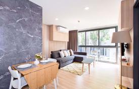 2-室的 公寓在共管公寓 Watthana, 泰国. $391,000