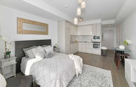 住宅 – 加拿大，安大略，多伦多，Old Toronto，Blue Jays Way. C$754,000