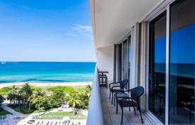 住宅 – 美国，佛罗里达，Surfside. $1,075,000