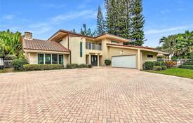 市内独栋房屋 – 美国，佛罗里达，Golden Beach. $4,395,000