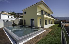 3-室的 山庄 559 m² Funchal, 葡萄牙. 2,100,000€
