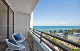 公寓大厦 – 美国，佛罗里达，好莱坞，South Ocean Drive. $585,000
