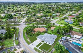 市内独栋房屋 – 美国，佛罗里达，劳德代尔堡. $650,000