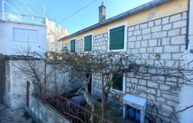 市内独栋房屋 – 克罗地亚，斯普利特 - 达尔马提亚县，Trogir. 175,000€