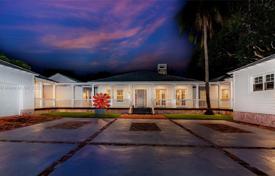 市内独栋房屋 – 美国，佛罗里达，迈阿密. $6,950,000