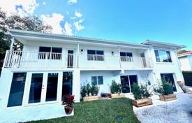 市内独栋房屋 – 美国，佛罗里达，Miami Shores. $1,890,000
