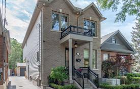 市内独栋房屋 – 加拿大，安大略，多伦多，York. C$1,826,000