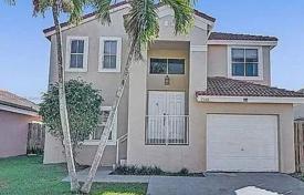 市内独栋房屋 – 美国，佛罗里达，Broward，Margate. $538,000