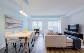 住宅 – 加拿大，安大略，多伦多，Old Toronto，Blue Jays Way. C$699,000