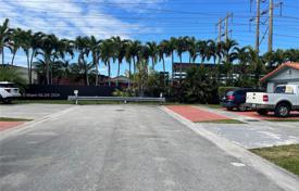 市内独栋房屋 – 美国，佛罗里达，迈阿密，West End. $560,000