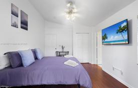 住宅 – 美国，佛罗里达，West Palm Beach. $846,000