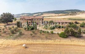 10-室的 山庄 565 m² Pienza, 意大利. 2,400,000€