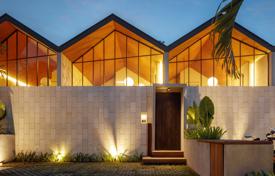 3-室的 联排别墅 168 m² 巴厘岛, 印度尼西亚, 印尼. 545,000€
