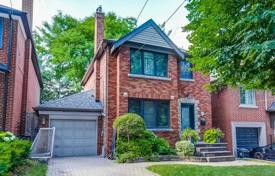 市内独栋房屋 – 加拿大，安大略，多伦多，East York. C$2,160,000