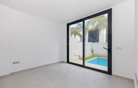 3-室的 山庄 140 m² Villamartin, 西班牙. 339,000€