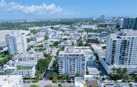 公寓大厦 – 美国，佛罗里达，迈阿密滩. $370,000