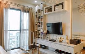 1-室的 公寓在共管公寓 Khlong Toei, 泰国. $141,000