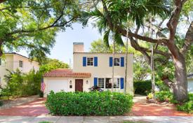 别墅 – 美国，佛罗里达，科勒尔盖布尔斯. 708,000€