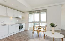 3-室的 新楼公寓 77 m² 伦敦, 英国. 662,000€